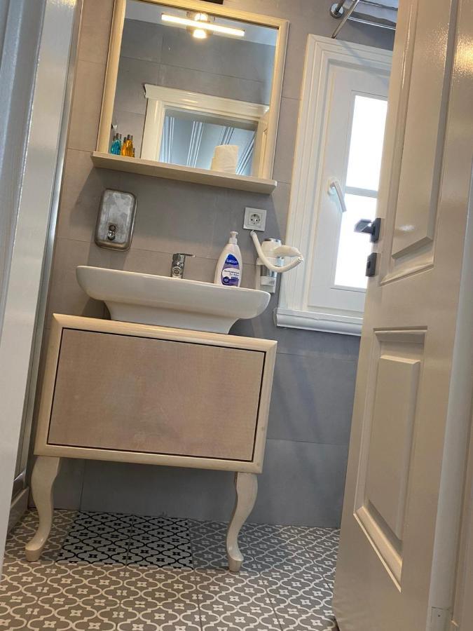 White Island Boutique Otel Adalar Zewnętrze zdjęcie